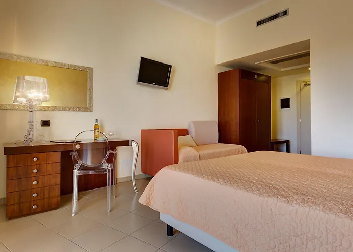 Grand Sofia Hotel 4*