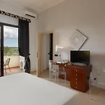Grand Sofia Ното