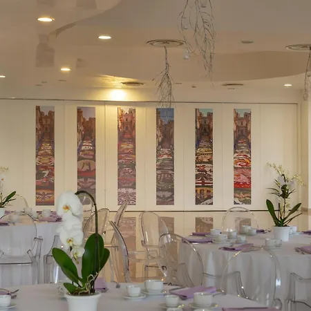 Grand Sofia Hotel 4*