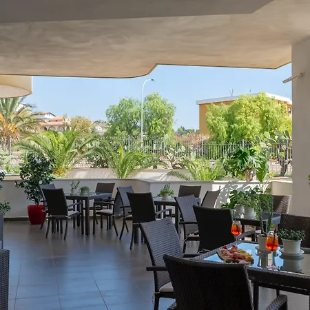 Grand Sofia فندق نوتو