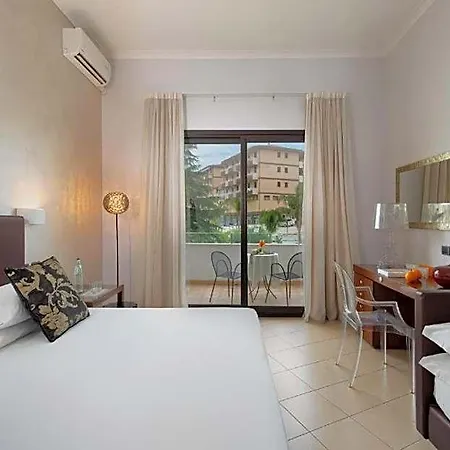 Grand Sofia Noto